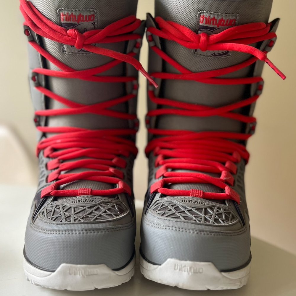 Thirtytwo Women's TM2 Size 9 Snowboard Boots